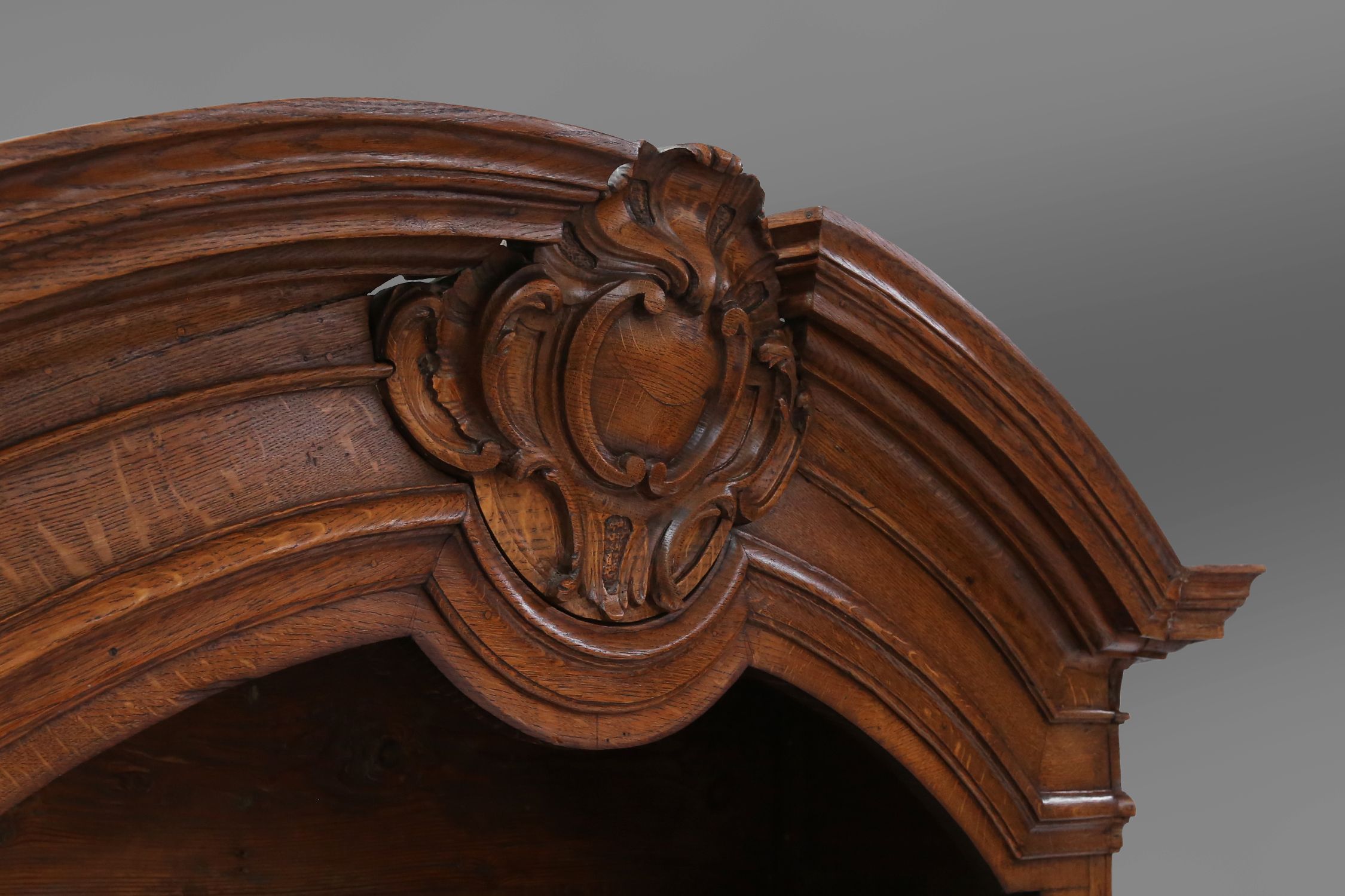 Antique Liège Display Cabinet in Carved Wood, Belgium, 18th Centurythumbnail